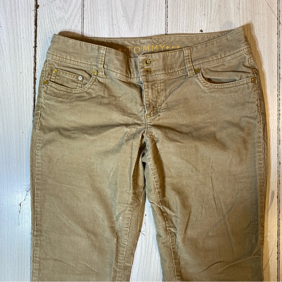 Tommy Hilfiger Low Rise Bootcut Brown Beige Courdory Pants Size 9 - Picture 2 of 11